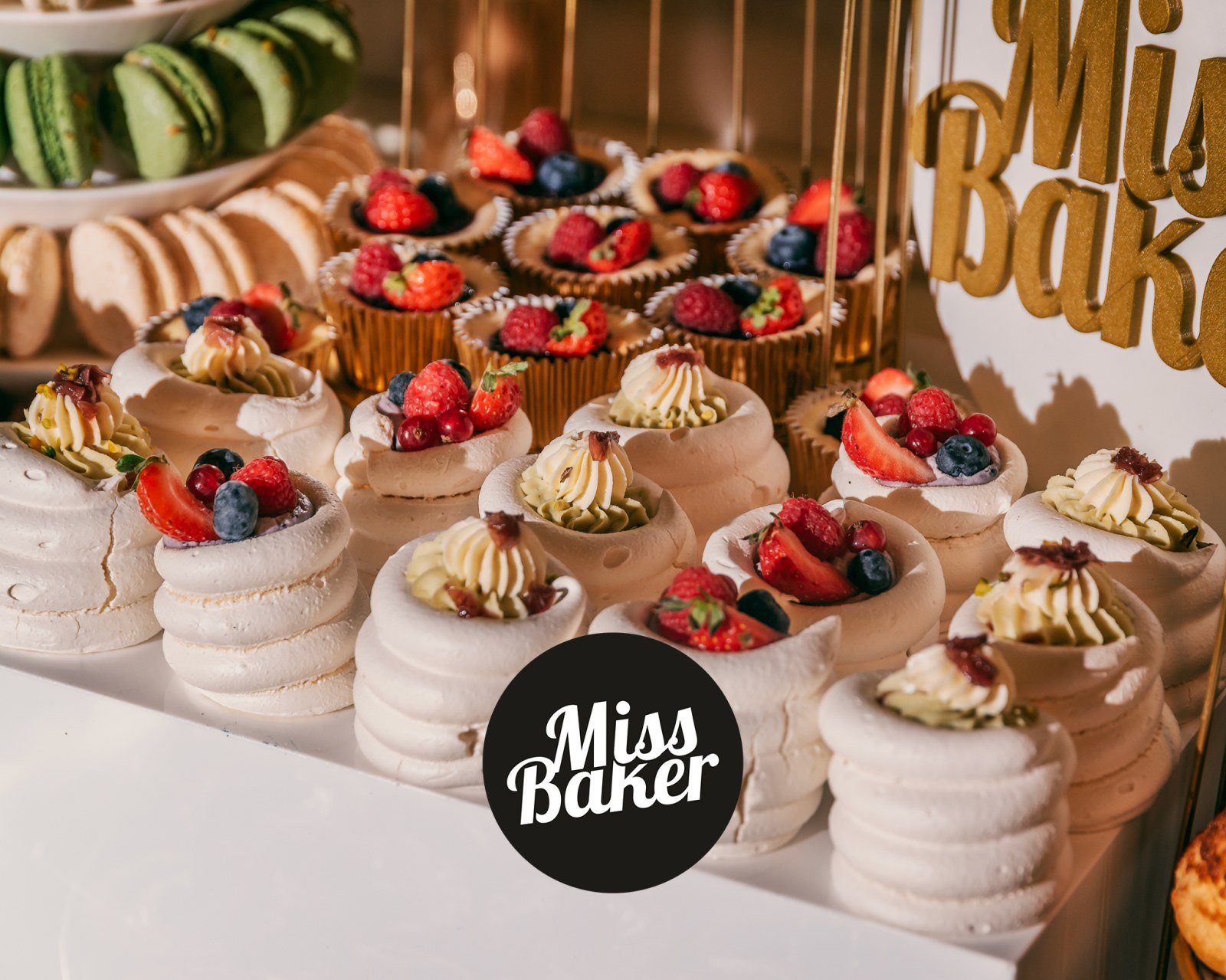 Candy Bar pentru nuntă — candy bar, detaliu stratificat, strat suprapus — Miss Baker Constanța