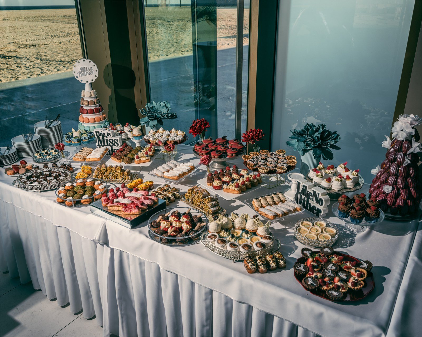 Candy Bar pentru nuntă — candy bar, decor aniversar, personalizat — Miss Baker Constanța