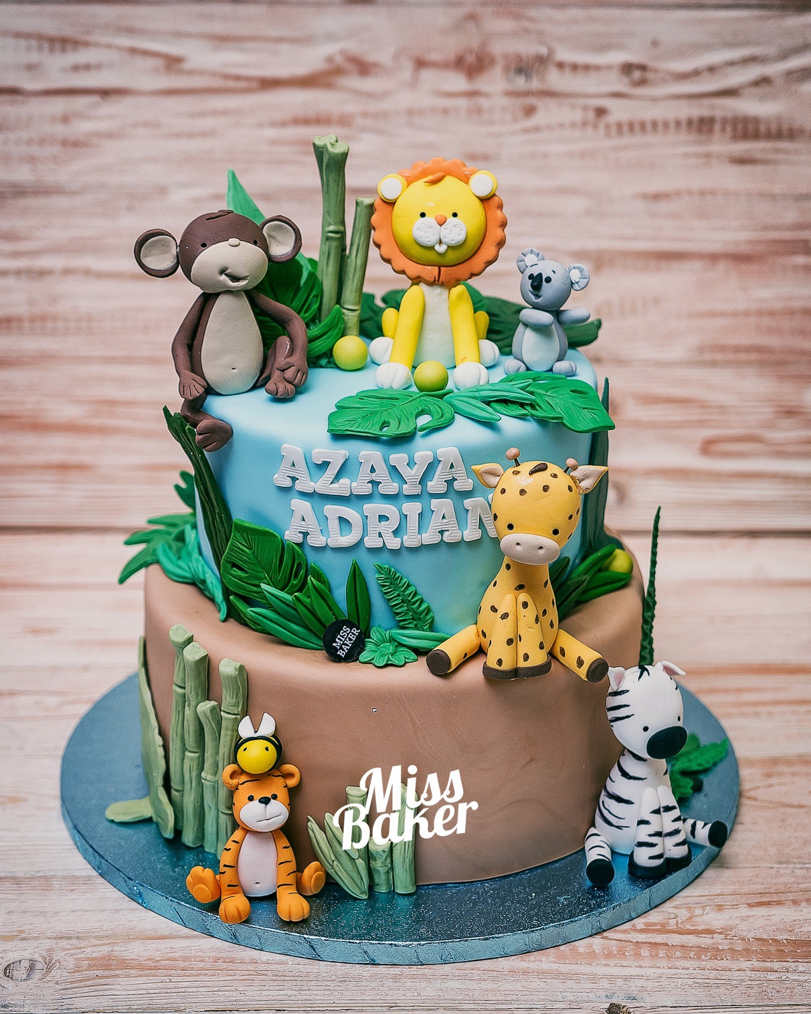 Torturi de botez — figurina leu, figurina maimuță, figurina girafă — Miss Baker Constanța