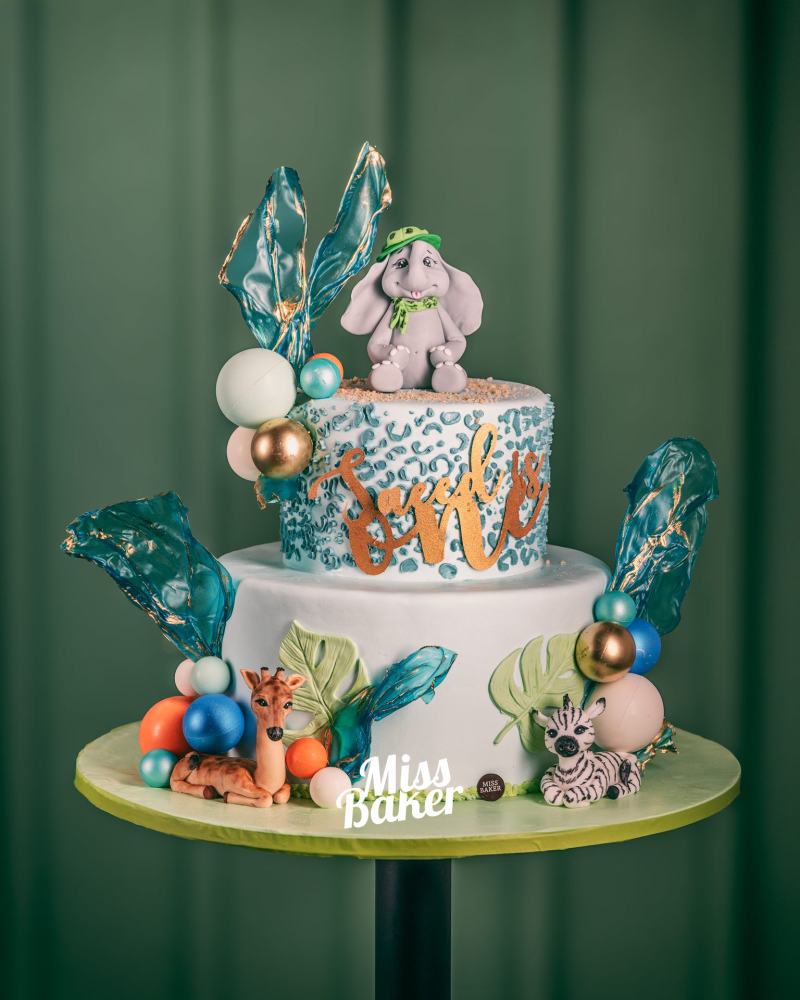 Torturi de botez — figurina elefant, figurina girafă, figurina zebră — Miss Baker Constanța