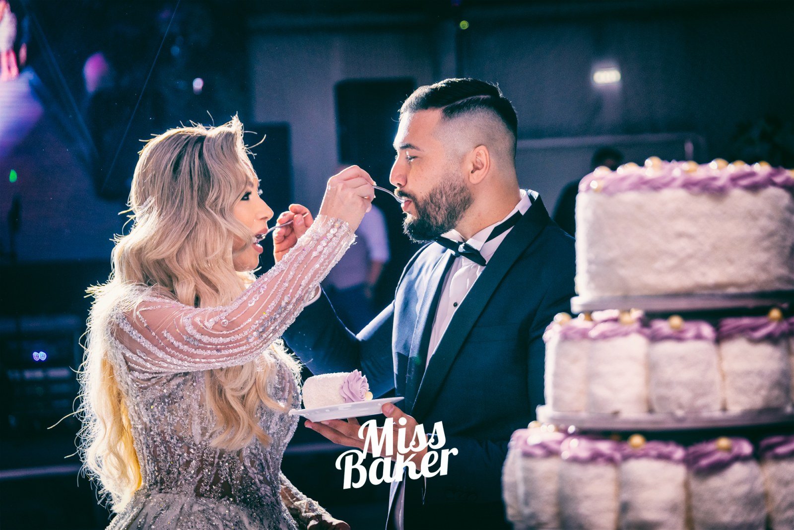 La Prezentara Tortului — tort etajat, decor nuntă, flori roz pal — Miss Baker Constanța