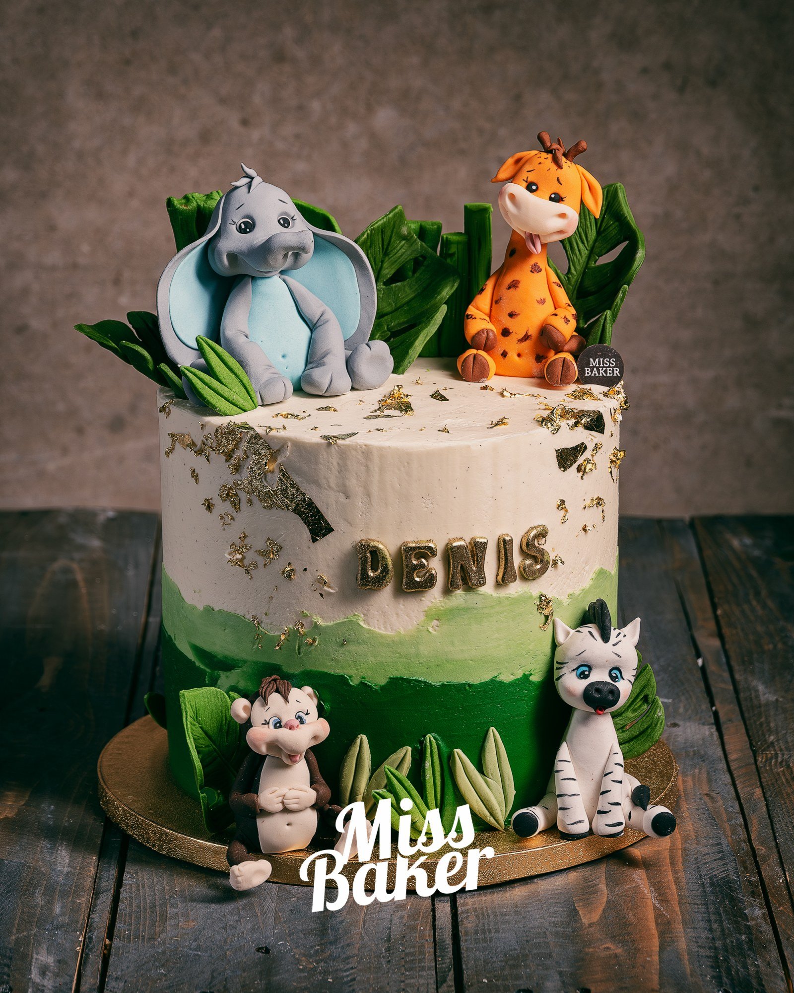 Torturi de botez — figurina elefant albastru, figurina girafă portocalie, figurina maimuță bej — Miss Baker Constanța