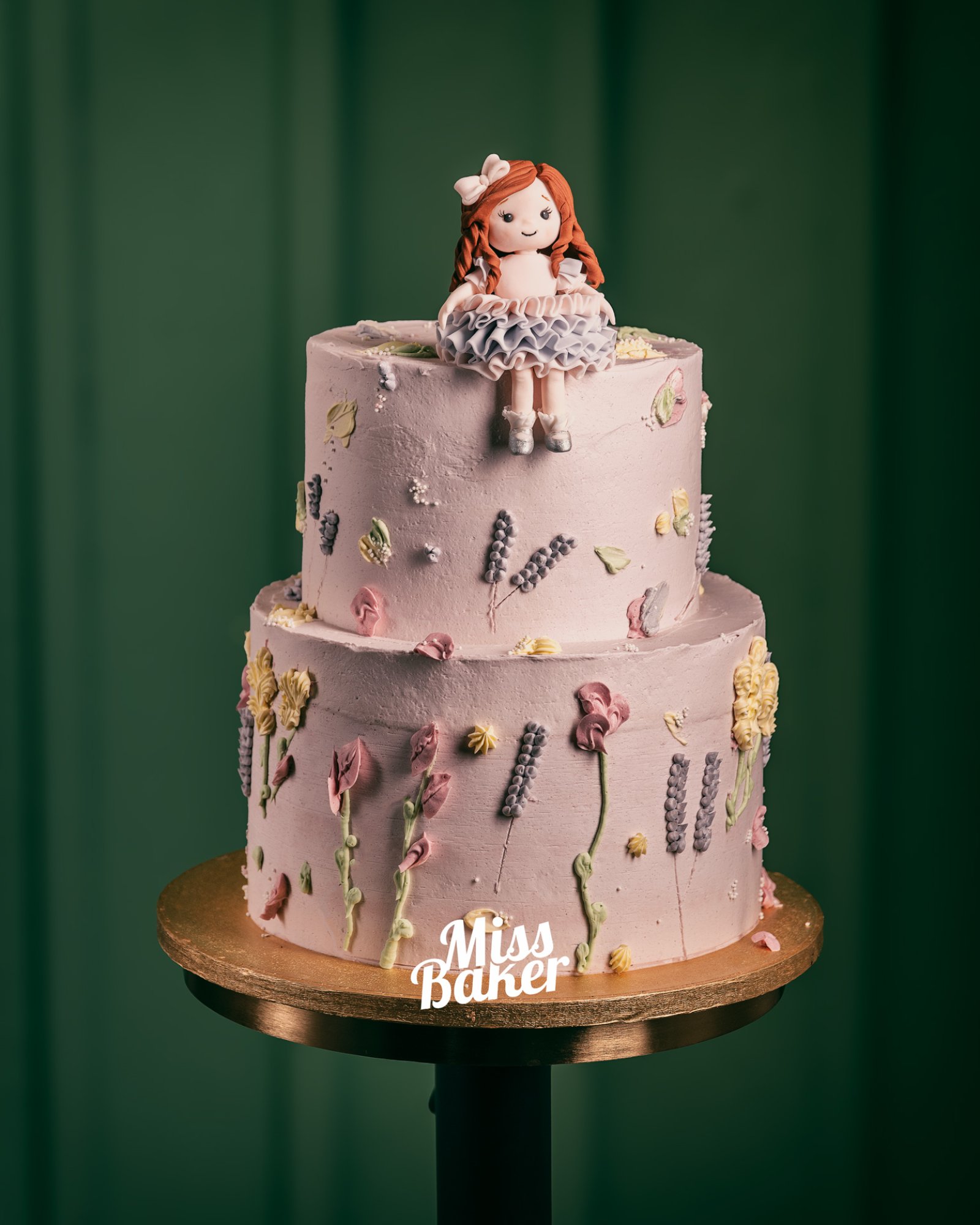 Torturi de botez — figurină balerină, două niveluri, bordură netedă — Miss Baker Constanța