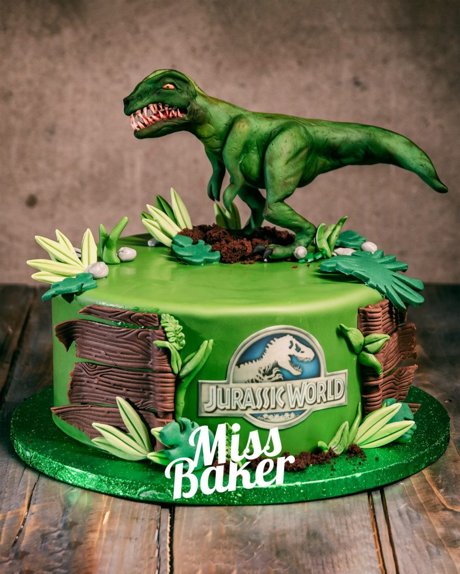 dinozaur sculptat, verde intens, logo Jurassic World — Miss Baker Constanța