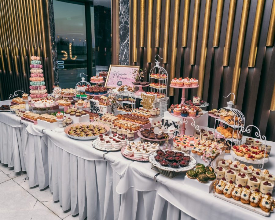 candy bar, decor nuntă, decor aniversar — Miss Baker Constanța