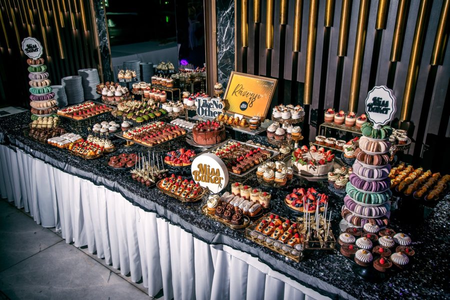 candy bar, desert individual, aranjament simetric — Miss Baker Constanța