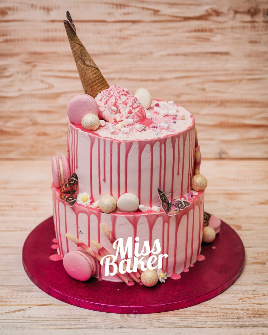 glazură roz curgătoare, macaron roz, con înghețată răsturnat — Miss Baker Constanța