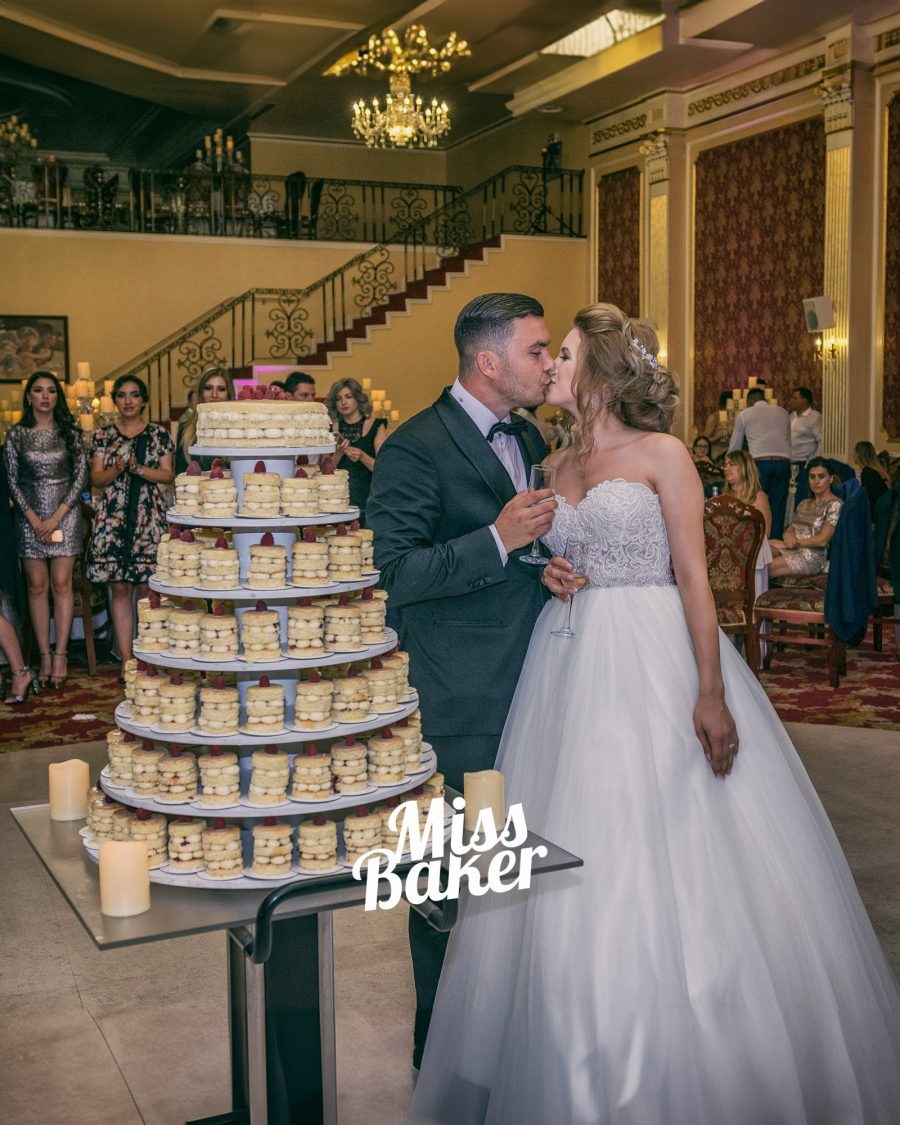 decor nuntă, etajat, șase niveluri — Miss Baker Constanța