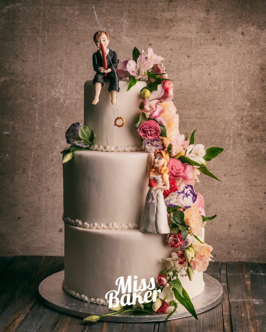 figurine mire mireasă, undită decorativă, inel suspendat — Miss Baker Constanța